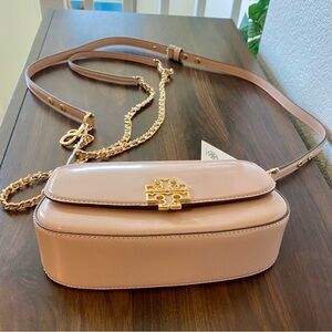 Tory Burch Patent Leather- Pink Gold Crossbody Bag with Chain Strap. Wit…